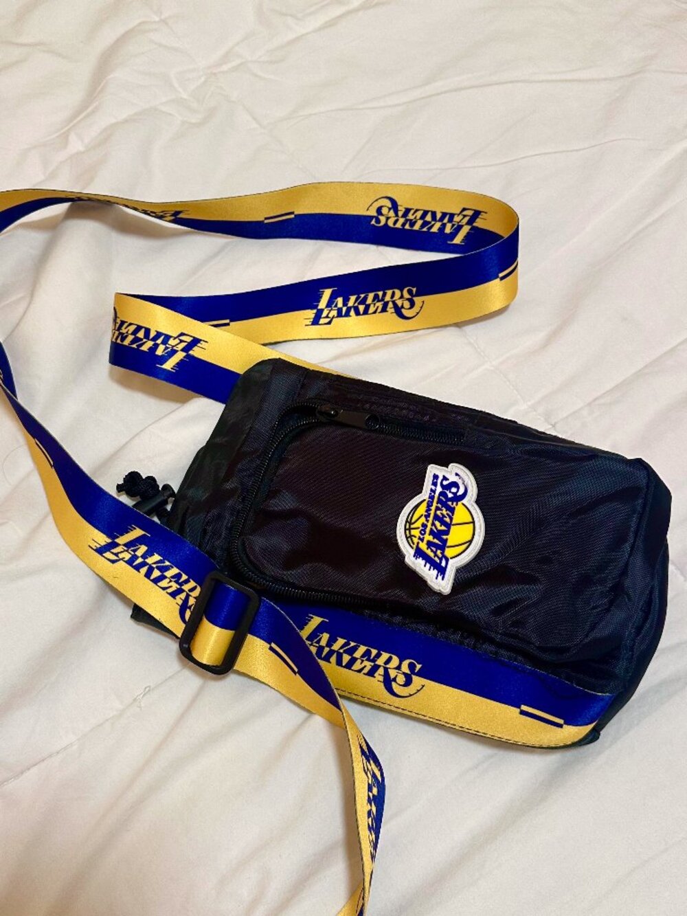 Los Angeles Lakers Black Crossbody Bag
